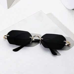 LuxeTint Oversized Sunglasses